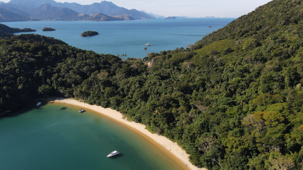 passeio bate e volta na ilha grande